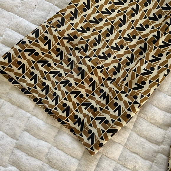 ZARA Button-up Silky Top - Picture 5 of 7